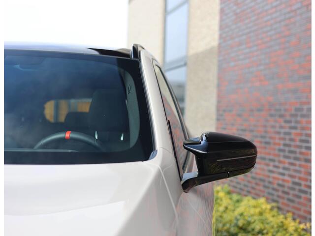 BMW X3 M50 xDrive | Trekhaak - Pano - IconicGlow