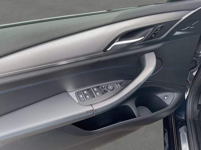 BMW X3 xDrive30e M-SPORT ** LED, NAVI+, PANORAMA, TREKH, KEYLESS, HuD, 19-inch LMV ** 1e EIG - UNFALLFREI - BMW GAR ** ** INFORMEER OOK NAAR ONZE AANTREKKELIJKE FINANCIAL-LEASE TARIEVEN **