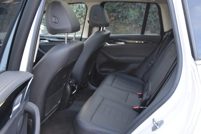 BMW X3 iX3 Executive 80 kWh | SOH 98,68% | PANORAMA DAK | TREKHAAK