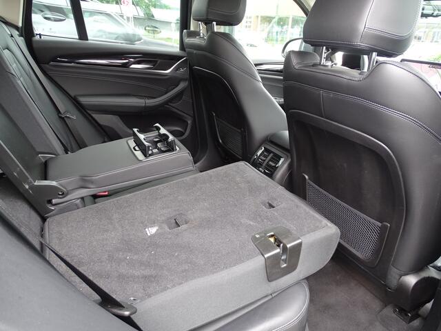 BMW X3 xDrive30e High Executive Trekhaak Comfort Head-up Laser Hifi Cockpit pro 19"LM Velgen