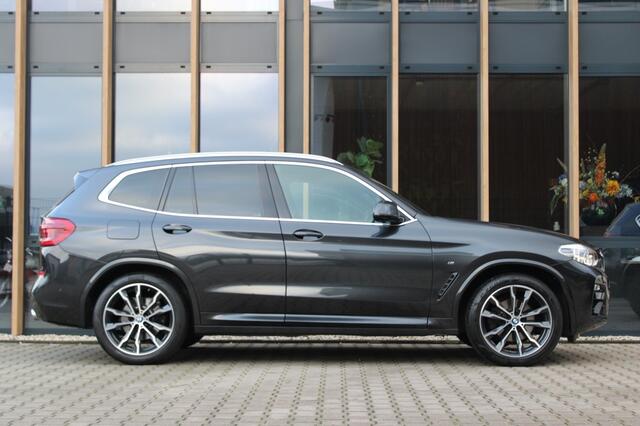 BMW X3 xDrive20i High Ex. M-Sport | Panorama-dak | Trekhaak |