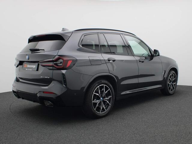 BMW X3 xDrive30e 292PK Aut. M Sport, Shadow, panoramadak, trekhaak, achteruitrijcamera, keyless entry, memory functie voorstoel, verwarmbare voorstoelen, 19" LM Velgen