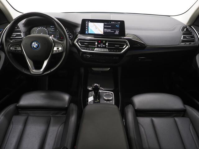 BMW X3 xDrive30e LCI 292PK | Camera | Sfeerverlichting | Stoelverwarming | Cruise | Virtual | Carplay