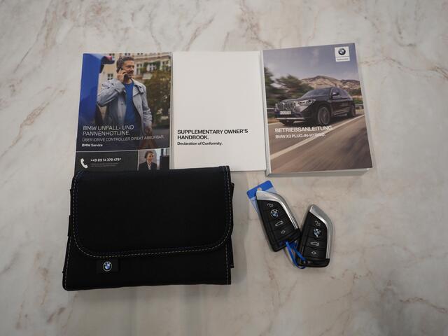 BMW X3 xDrive30e LCI 292PK | Camera | Sfeerverlichting | Stoelverwarming | Cruise | Virtual | Carplay