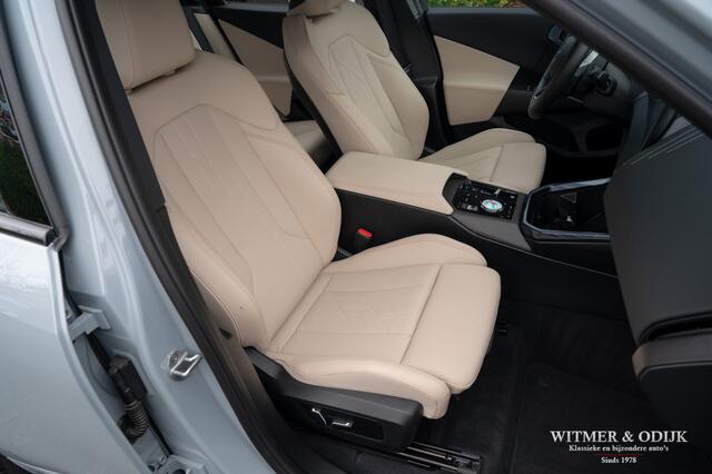 BMW X3 30e xDrive M-sport, elektr. trekh., Head-Up displ.