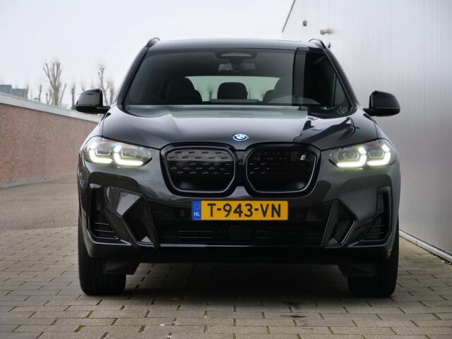 BMW X3 iX3 Executive 80 kWh 286 Pk Automaat Navi / DAB / Leer / Pano-dak / M-pakket / Trekhaak
