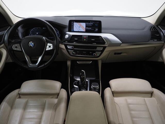 BMW X3 xDrive30e 292PK | Sportstoelen | Leder | Camera | Virtual | Stoelverwarming | DAB | Carplay