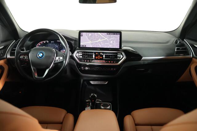 BMW X3 xDrive30e / LED / Leder / Navigatie / CarPlay / Camera