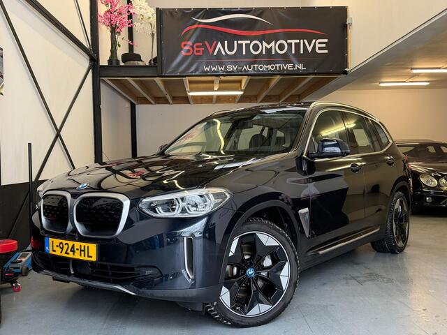 BMW X3 iX3 High Executive 80 kWh / Winterbanden / Panoramadak / Trekhaak / Co Pilot / Head Up /