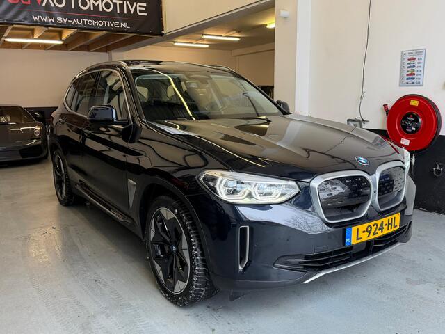 BMW X3 iX3 High Executive 80 kWh / Winterbanden / Panoramadak / Trekhaak / Co Pilot / Head Up /