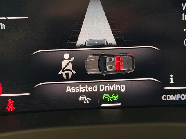 BMW X3 iX3 High Executive 80 kWh / Winterbanden / Panoramadak / Trekhaak / Co Pilot / Head Up /