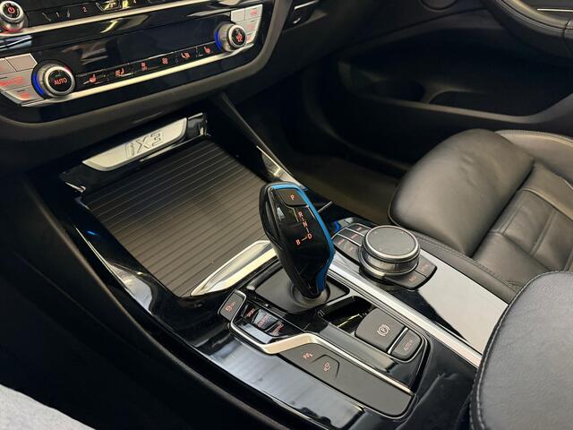 BMW X3 iX3 High Executive 80 kWh / Winterbanden / Panoramadak / Trekhaak / Co Pilot / Head Up /