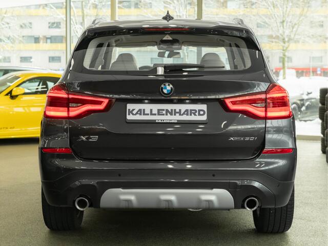 BMW X3 xDrive30i xLine - Pano - Trekhaak - Memoryzetel - Camera - Head-Up