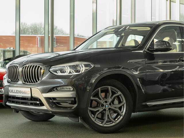 BMW X3 xDrive30i xLine - Pano - Trekhaak - Memoryzetel - Camera - Head-Up
