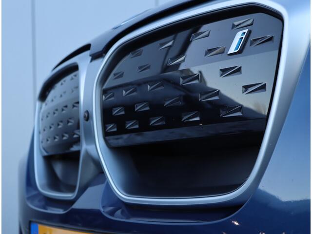 BMW X3 iX3 High Executive 80 kWh | M-sport | Pano | Trekhaak | H&K | 97,8% SOH