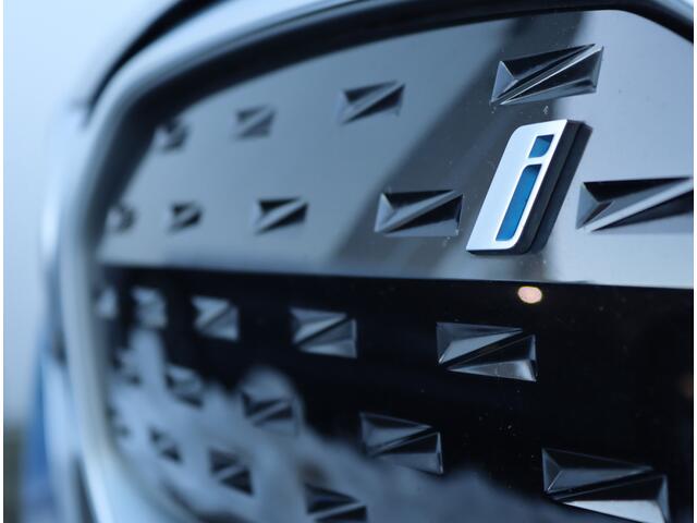 BMW X3 iX3 High Executive 80 kWh | M-sport | Pano | Trekhaak | H&K | 97,8% SOH