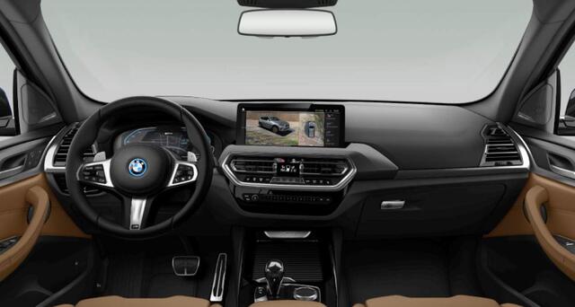 BMW X3 xDrive30e High Executive M Sport - Panoramadak - Elektrisch verstelbare/verwarmde stoelen - Geluiddempende zijruiten - Parking Assistant Plus - Harman Kardon - Ambiance verlichting - Sportstoelen -