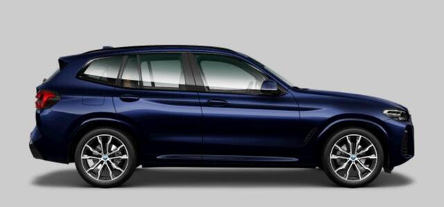 BMW X3 xDrive30e High Executive M Sport - Panoramadak - Elektrisch verstelbare/verwarmde stoelen - Geluiddempende zijruiten - Parking Assistant Plus - Harman Kardon - Ambiance verlichting - Sportstoelen -