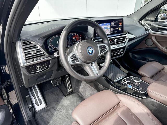 BMW X3 iX3 High Executive Harman Kardon / Head-Up / Parking Plus / Driving Prof / Glazen Schuifdak / 20 Inch / Adaptieve LED koplampen / Comfort Acces / Stuurwielrand verwarming / Selections