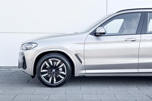 BMW X3 iX3 Executive