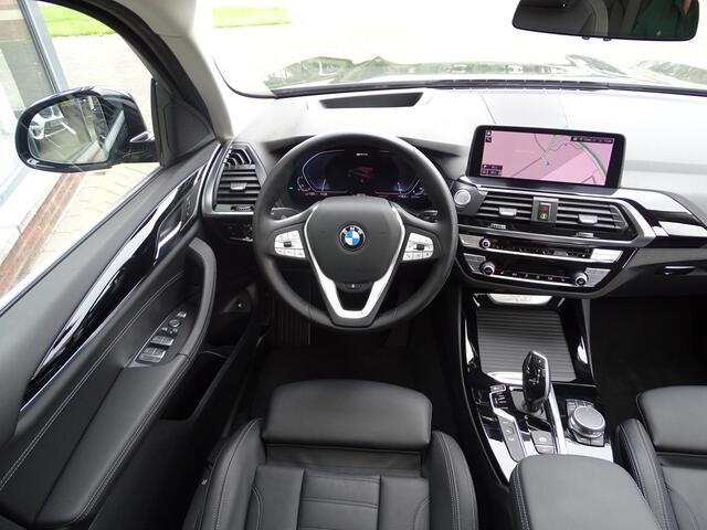 BMW X3 xDrive30e High Exe. X-Line Pano.Dak Elek.Trekhaak Driv.Ass.Plus Leder Head-up Ada.Onderstel HiFi 18"LM Velgen