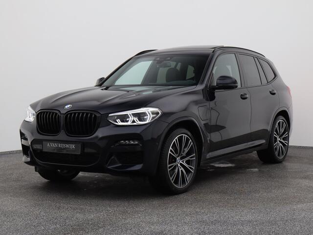 BMW X3 xDrive30e High Executive | PANO | 360° | HUD | KEYLESS | STOEL- EN STUURVERW.