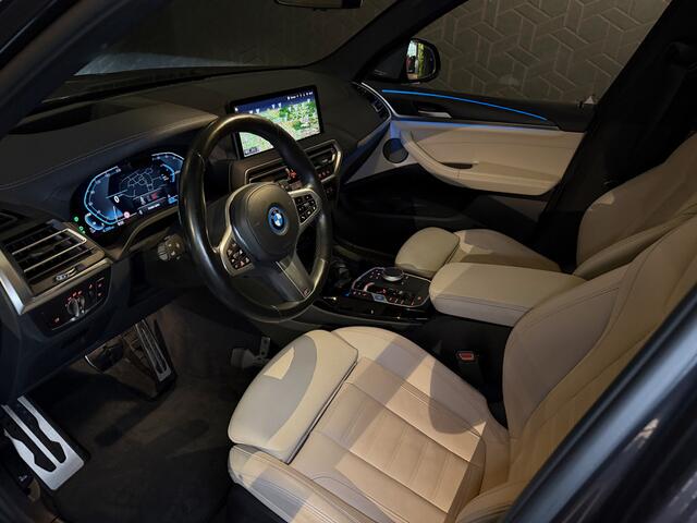 BMW X3 iX3 High Exe 80 kWh | M-sport | Pano | Trekhaak