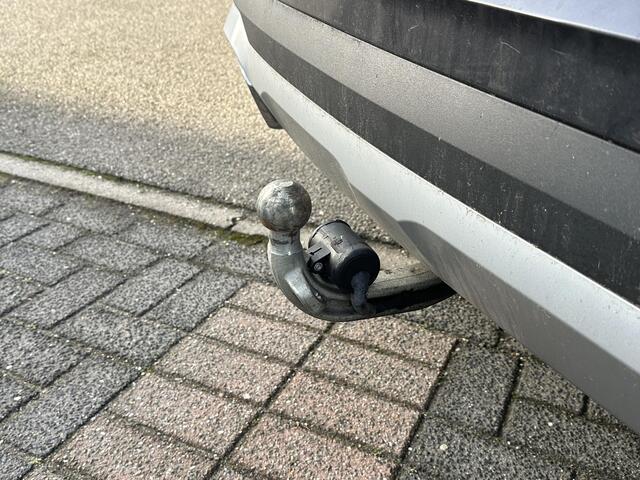 BMW X3 xDrive30e Business Edition Plus | PANO DAK | LASER LED | ELEK. TREKHAAK | DODEHOEK DEDECTRIE | HEADUP | STOEL VERWARMING | ELEK. ACHTERKLEP |