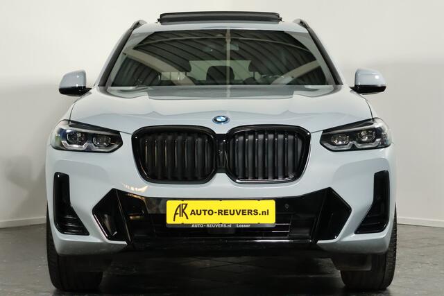 BMW X3 xDrive30e M-Sport / Panorama / Leder / HUD / Trekhaak / ACC / 360 Camera