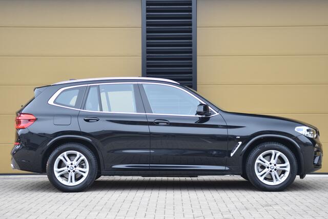 BMW X3 xDrive20i High Executive Edition * M-Pakket * Head-up * Memory stoelen * 360 Camera * Panoramadak * Trekhaak *