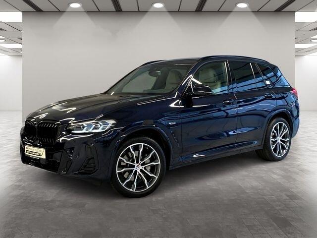 BMW X3 xDrive30e M-SPORT ** LADER, NAVI+, OYSTER LEDER, PANORAMA, TREKH, 20-inch LMV, ADAPT. CRUISE ** 1e EIG - UNFALLFREI ** ** INFORMEER OOK NAAR ONZE AANTREKKELIJKE FINANCIAL-LEASE TARIEVEN **