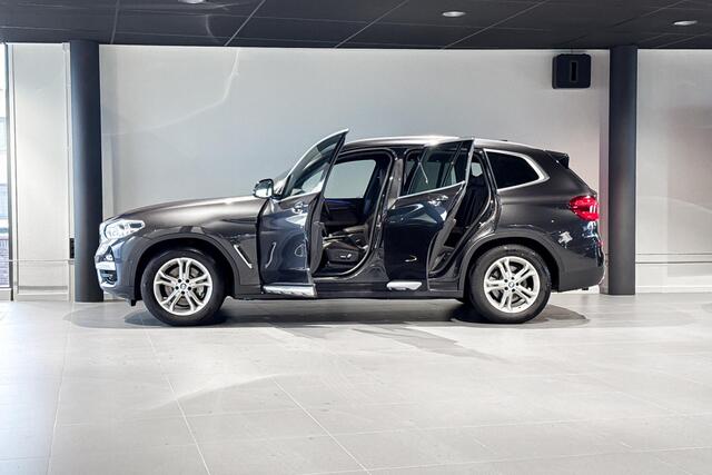 BMW X3 xDrive30i High Executive | Harman Kardon | Head-up Display | Stoelverwarming | Trekhaak |