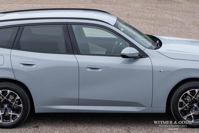 BMW X3 30e xDrive M-sport, elektr. trekh., Head-Up displ.