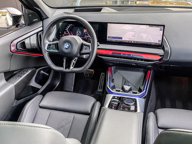 BMW X3 30e xDrive 299PK M-Sport | PANO | KEYLESS | SFEERVERLICHTING | RIJASSISTENT PLUS | HARMAN KARDON |