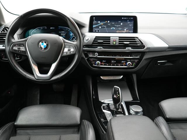 BMW X3 xDrive30e Executive Plug In Hybrid 293pk PHEV | Trekhaak af Fabriek | Head Up | Keyless | Sportstoelen Verwamd | Adaptive LED | Apple Carplay | Navi Full Map | 18"L.M |