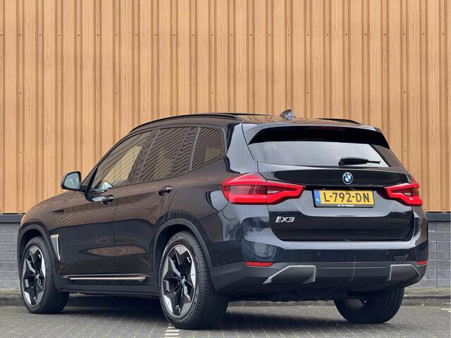 BMW X3 iX3 High Executive 80 kWh | SOH 96,8 % | Panoramadak | Apple Carplay | Keyless | Sfeerverlichting | HUD | BLIS | Navigatie | Cruise Control |