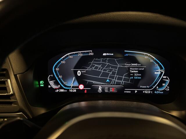 BMW X3 xDrive30e M-Sport 292 Pk / Pano / Stoelventilatie / HeadUp / Gesture / Leer / Harman-Kardon / Dab+ / Keyless - Elek Trekhaak -