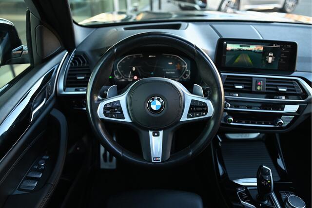 BMW X3 xDrive30e High Executive M Sport Automaat / Panoramadak / Sportstoelen / Comfort Access / LED / Parking Assistant Plus / Head-Up / Stoelverwarming / Live Cockpit Professional