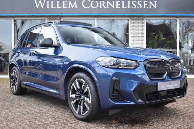 BMW X3 iX3 Executive 80 kWh Pano Trekhaak Leder Elc Stoelen