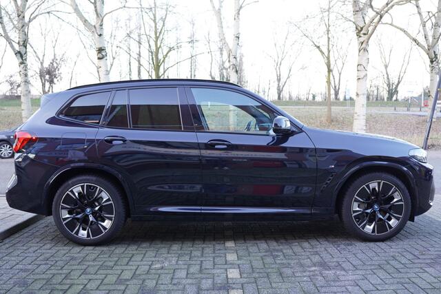 BMW X3 iX3 High Executive 80 kWh / 95.5% Soh / BTW / Panoramadak / Harman Kardon / Memory Seat / Acc /