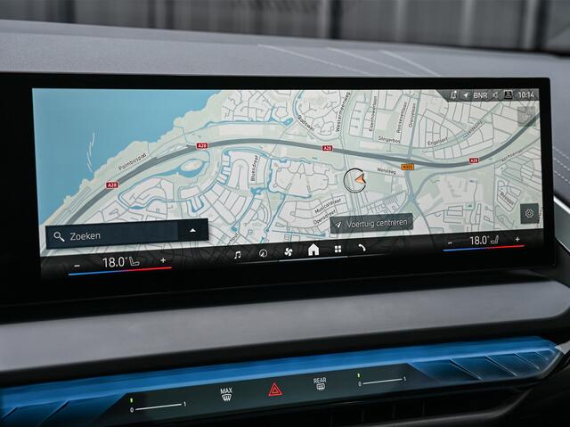 BMW X3 30e xDrive · M-Sport · Panorama dak · Sport stoelen · Driving Assistant Plus · Dab+ · Harman/Kardon · Adaptive Led · Head-Up · 360 Camera · Comfort Access · Ambiance Interieur · Iconic Glow