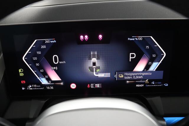 BMW X3 30e xDrive | M Sportpakket Pro | Panoramadak | Stoelventilatie | Driving Assistant Plus | Harman Kardon | Trekhaak |