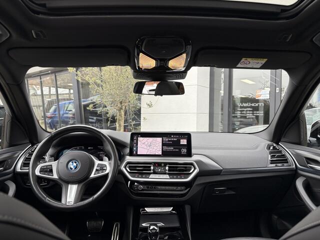BMW X3 BMW X3 xDrive30e High Exec M-sport | Panodak | Trekhaak