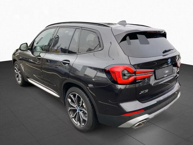 BMW X3 xDrive30e ** LASER, LEDER, PANORAMA, TREKH, HuD, AKOUSTIC GLAS, 20-inch LMV ** 1e EIG - UNFALLFREI ** ** INFORMEER OOK NAAR ONZE AANTREKKELIJKE FINANCIAL-LEASE TARIEVEN **
