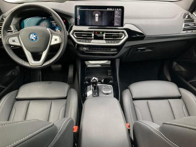BMW X3 xDrive30e ** LASER, LEDER, PANORAMA, TREKH, HuD, AKOUSTIC GLAS, 20-inch LMV ** 1e EIG - UNFALLFREI ** ** INFORMEER OOK NAAR ONZE AANTREKKELIJKE FINANCIAL-LEASE TARIEVEN **