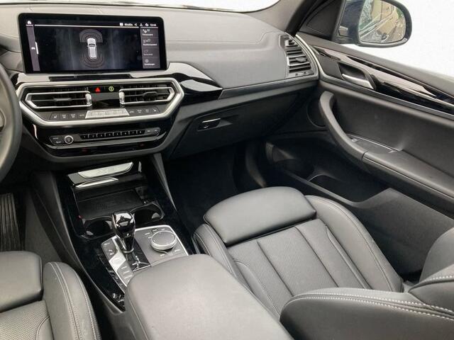 BMW X3 xDrive30e ** LASER, LEDER, PANORAMA, TREKH, HuD, AKOUSTIC GLAS, 20-inch LMV ** 1e EIG - UNFALLFREI ** ** INFORMEER OOK NAAR ONZE AANTREKKELIJKE FINANCIAL-LEASE TARIEVEN **