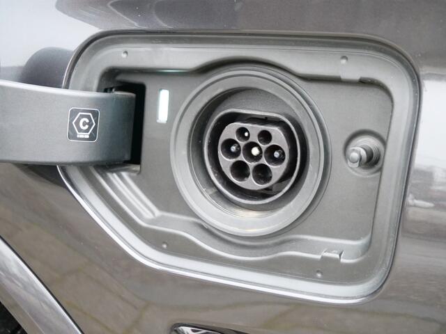 BMW X3 xDrive30e High Executive 292 Pk Automaat M-pakket / Navi / DAB / Apple Carplay / Trekhaak / Leer / Stoelverwarming