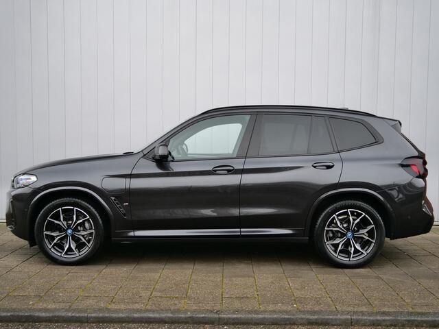 BMW X3 xDrive30e High Executive 292 Pk Automaat M-pakket / Navi / DAB / Apple Carplay / Trekhaak / Leer / Stoelverwarming
