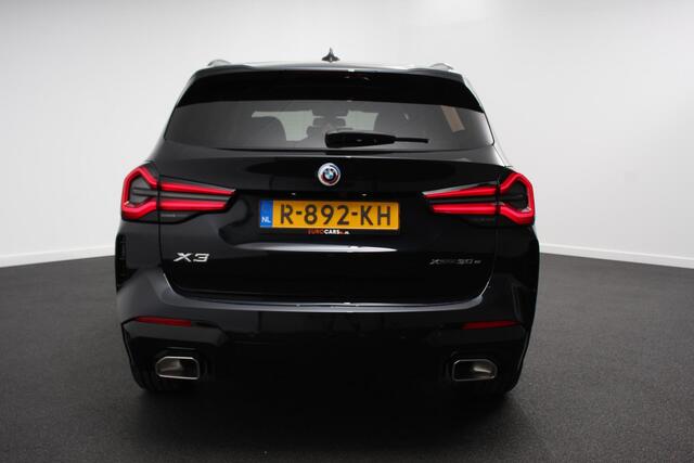 BMW X3 xDrive30e M Sport High Executive | Leder | Schuif/kantel dak | Navigatie | Climate Control | Camera | Electrisch bedienbare achterklep | Active Cruise Control | 19" Lichtmetalen velgen