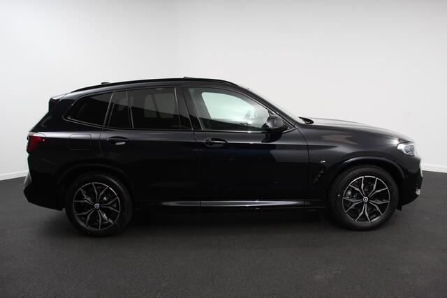 BMW X3 xDrive30e M Sport High Executive | Leder | Schuif/kantel dak | Navigatie | Climate Control | Camera | Electrisch bedienbare achterklep | Active Cruise Control | 19" Lichtmetalen velgen